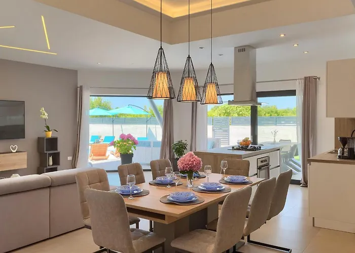 Valin בית נופש פולה